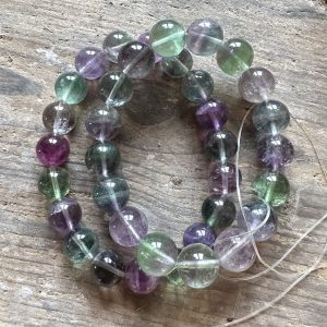 Armband – regnbågsfluorit 10 mm