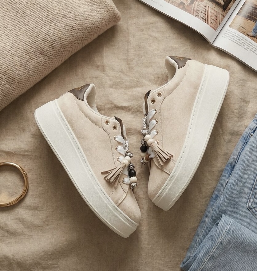 Spring sneaker – sand